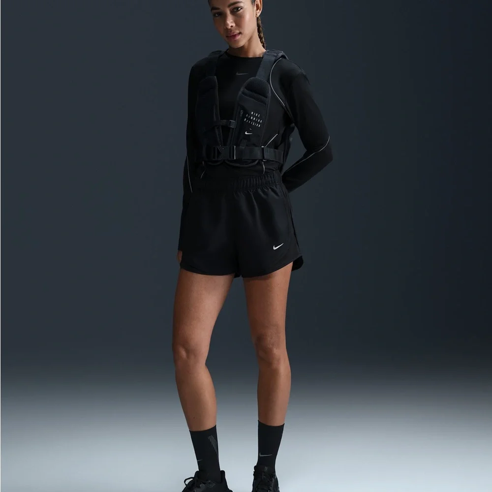 Nike Dri-FIT Tempo Women's Brief-Lined
Running Shorts Black - Picture 5 of 11